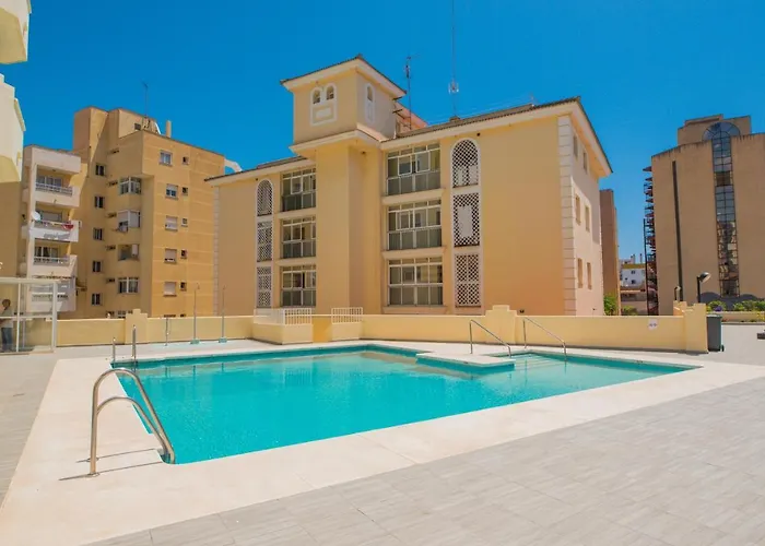 Torremolinos Beach&Pool Select